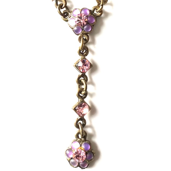 Vintage Style Necklace With Gemstone Flowers - Picture 4 of 5